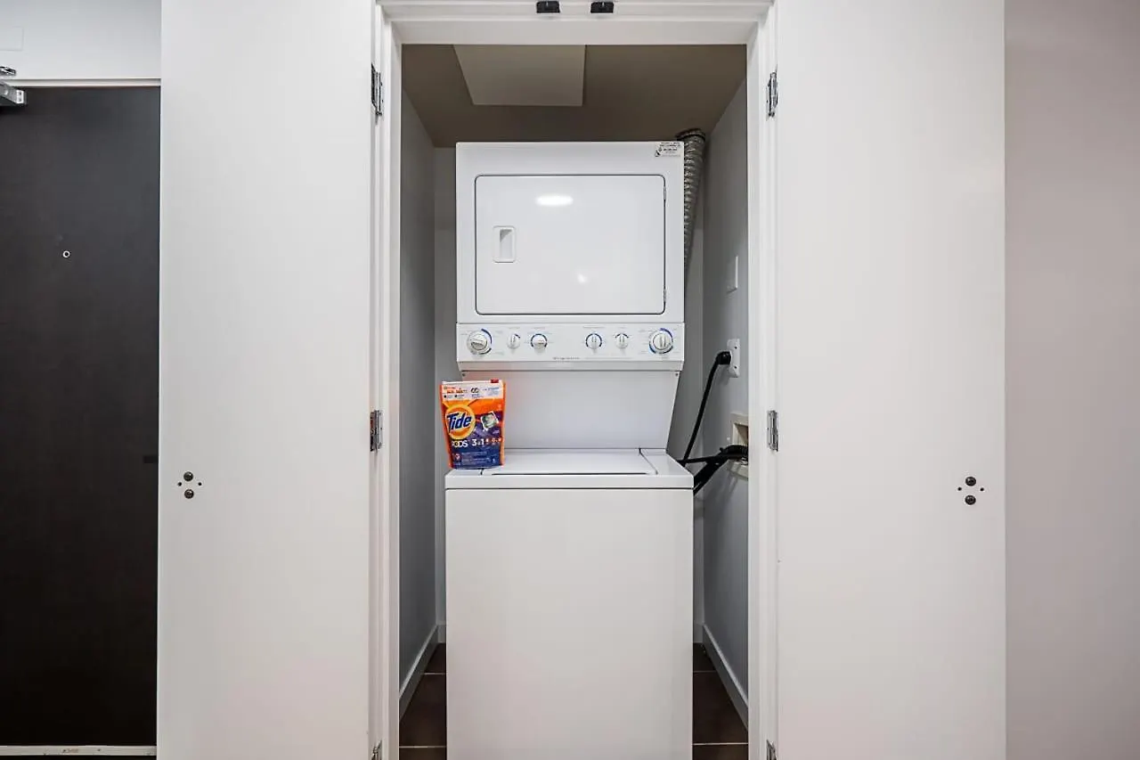 Διαμέρισμα Gorgeous Downtown Unit With City Views Βανκούβερ