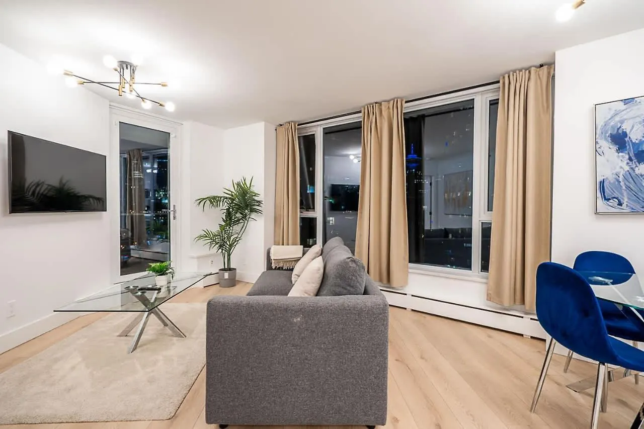 Gorgeous Downtown Unit With City Views Βανκούβερ 0*,  Καναδάς