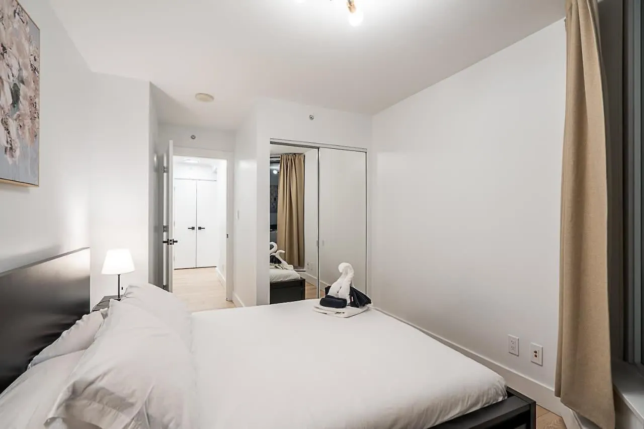 Gorgeous Downtown Unit With City Views Vancouver Apartament