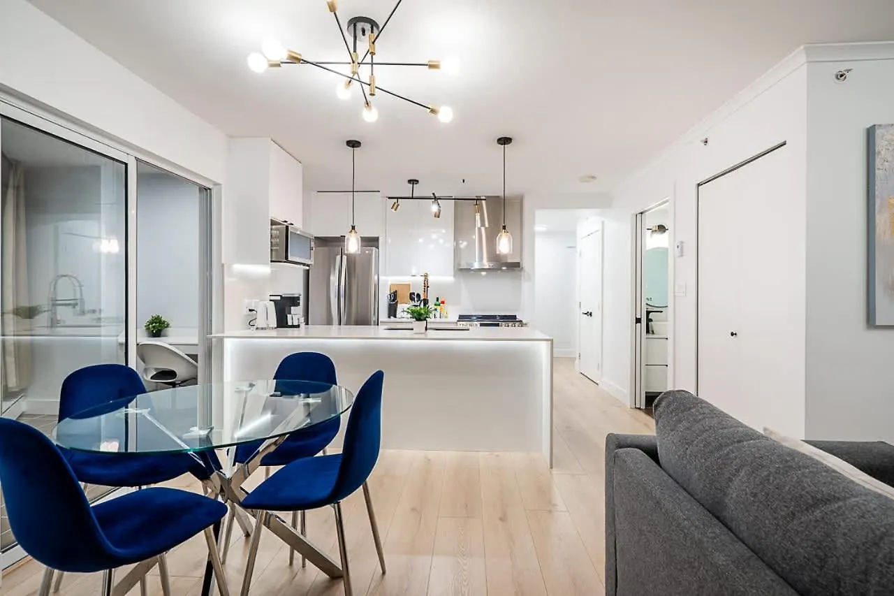 Apartament Gorgeous Downtown Unit With City Views Vancouver
